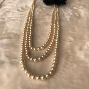 Forever 21 Jewelry - Forever 21 Faux Pearl Necklace Forever 21 Jewelry - Forever 21 Faux Pearl Necklace